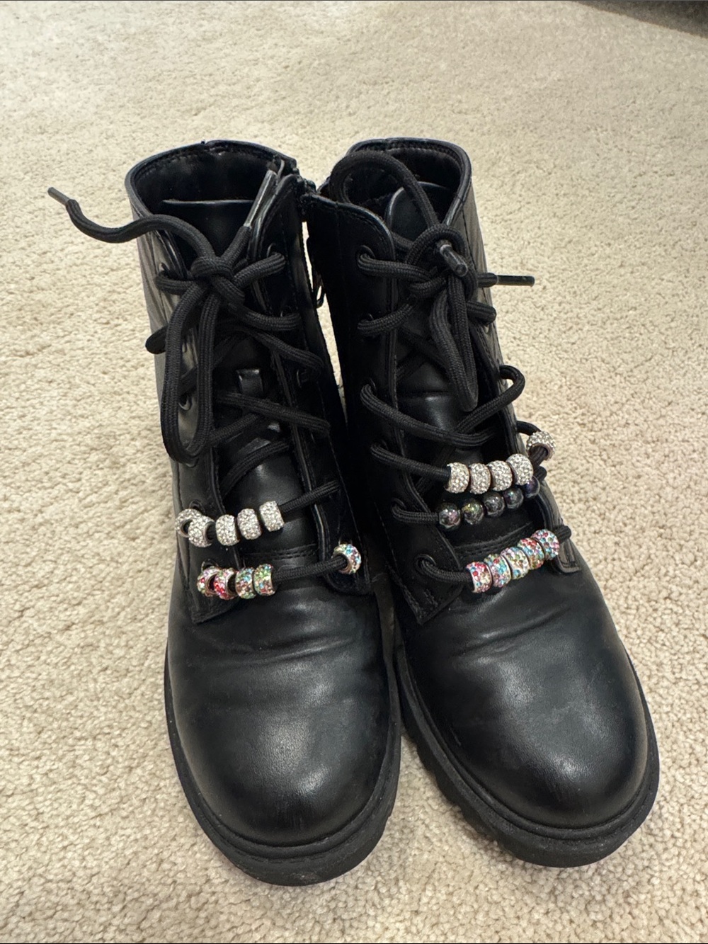 Girls Art class Black Ankle Boot. Size 2. Used.